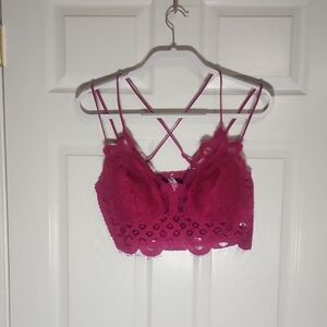 Zenana Outfitters Magenta Lace Top